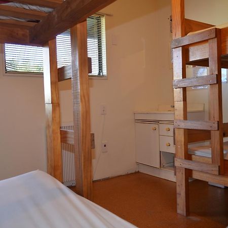 Bell Lodge Motel & Backpackers Hostel Tauranga Exterior foto